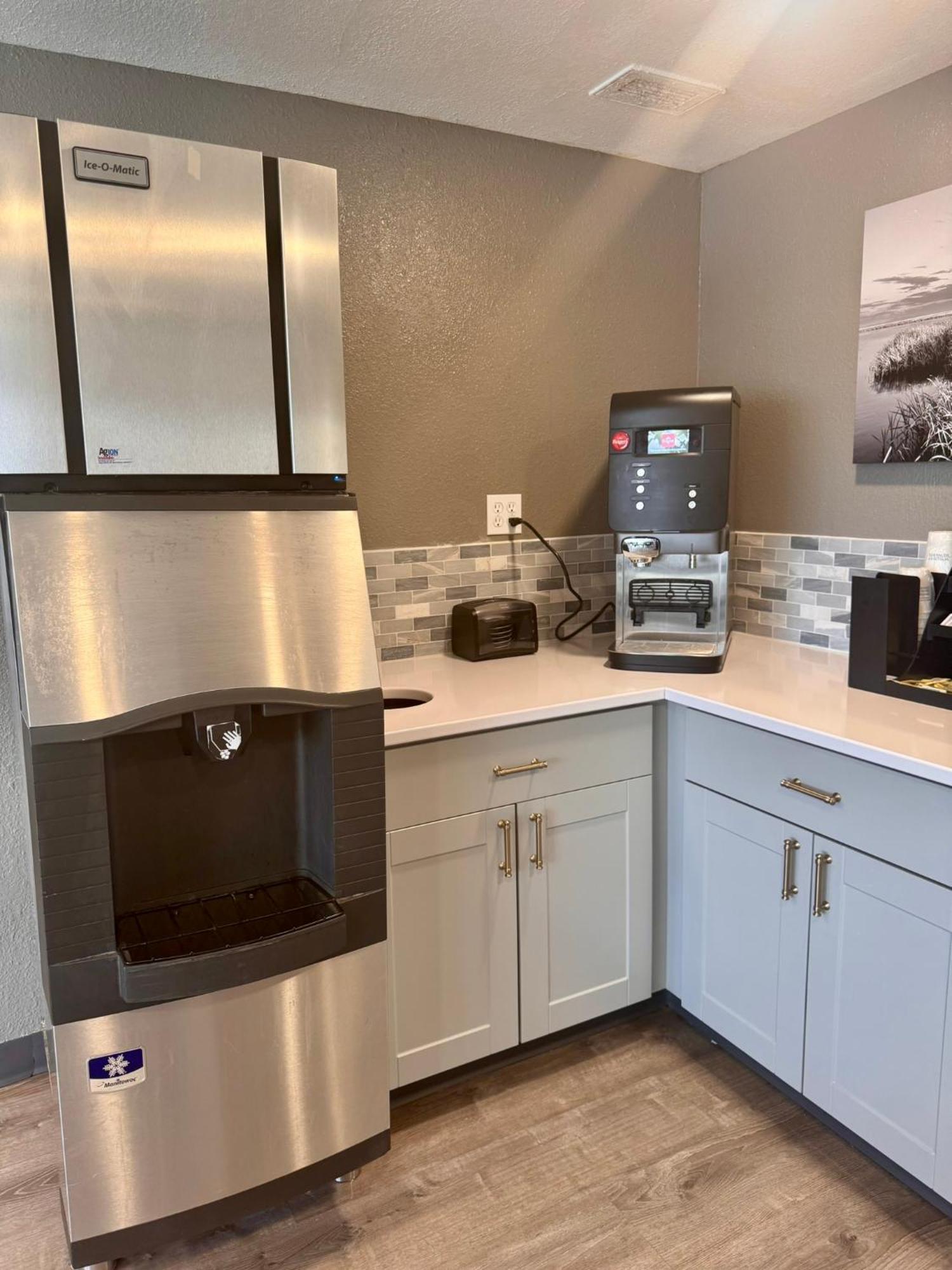 Baymont By Wyndham Great Falls City Center Ngoại thất bức ảnh